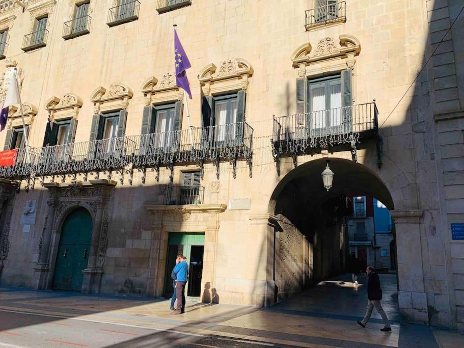 Apartamento Casco Historico , Playa Postiguet Аликанте Екстериор снимка