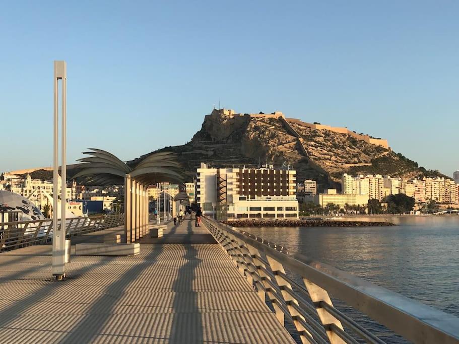 Apartamento Casco Historico , Playa Postiguet Аликанте Екстериор снимка